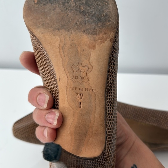 Vintage Rene Mancini Tan Textured Heels - Picture 8 of 10